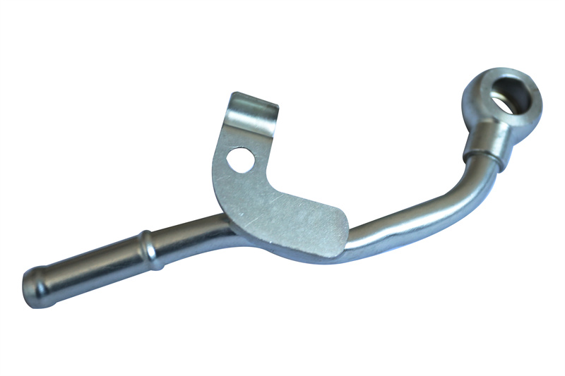 Radiator Outlet Oil Pipe